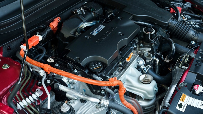 Tầm giá 1,5 tỷ nên chọn Honda Accord hay Mercedes C180 AMG? - 8