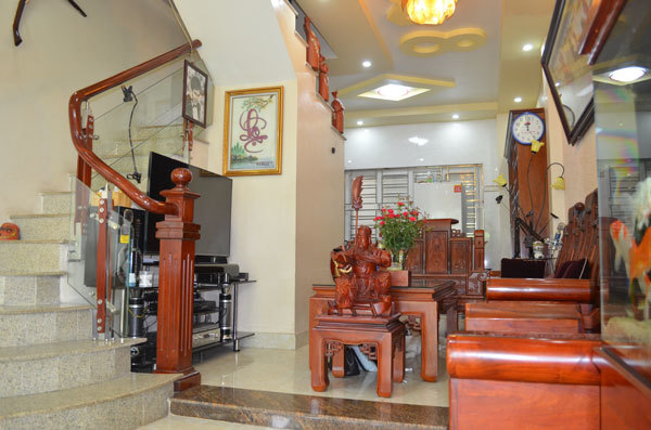 Phòng khách nhỏ, gọn gàng