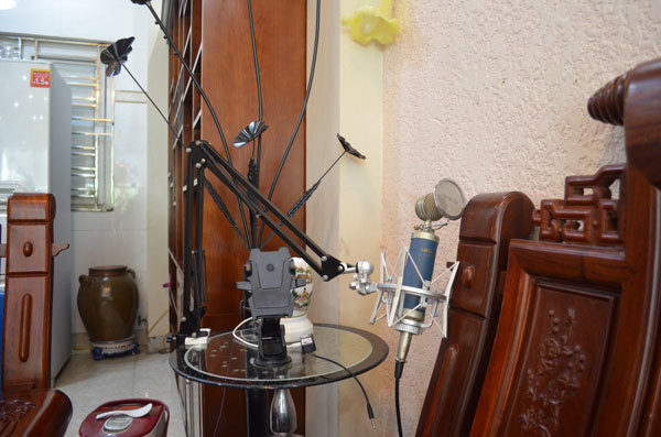 Góc livetream hát cho người hâm mộ nghe mỗ
khi Hồ Quang 8 rảnh.