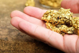 Kinh doanh - Giá vàng hôm nay 20/8: Tiếp tục giảm sâu chưa có điểm dừng