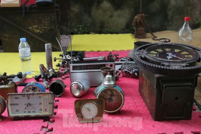 Chiêm ngưỡng hàng trăm món đồ cổ ở khu chợ 'có 1 không 2' tại thành phố Vinh - 10