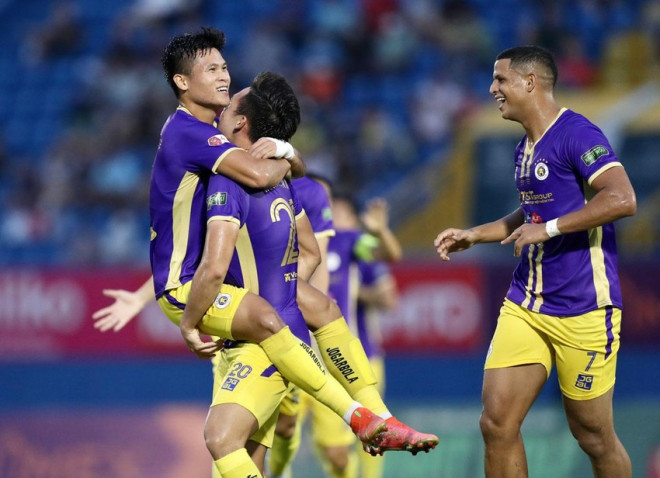 Tập thể Hà Nội FC quá mạnh kể cả khi xoay tua cất nhiều trụ cột để dưỡng sức. Ảnh: ANH DUY