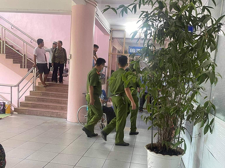 Pháp luật - Người đàn ông ở Hà Nam vào bệnh viện dùng súng tự sát