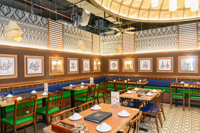Một góc không gian Check-in đậm chất Thái tại nhà hàng Thai Market GigaMall Thủ Đức.