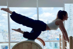 Làm đẹp - Midu mê tập môn mới để "xây" dáng, cư dân mạng trầm trồ "cứ trẻ đẹp mãi"