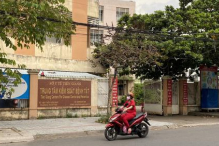 Giám đốc CDC Tiền Giang cùng 3 thuộc cấp bị khai trừ Đảng vì liên quan vụ Việt Á