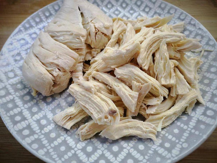 Trời nóng nực làm món gà xé phay đơn giản mà cực kỳ ngon miệng - 5