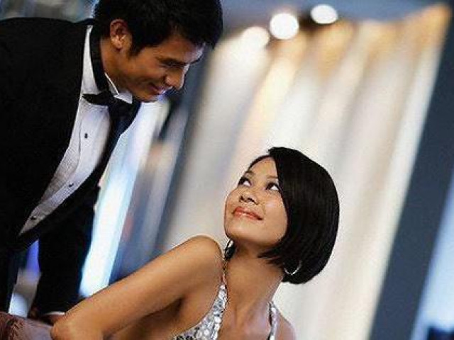 Bạn trẻ - Cuộc sống - Trai đẹp và trận đòn đau nhớ đời vì cuộc chơi tình tiền với... bà chủ