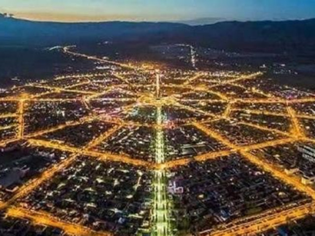 Thành phố “Bát quái” ở Trung Quốc không bao giờ tắc đường dù không có đèn giao thông, thực tế là gì?
