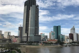 Kinh doanh - Tòa nhà “ngủ quên” hơn 10 năm tại TP HCM đang hồi sinh
