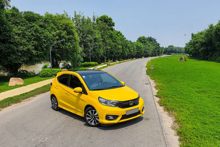 Giá xe Honda Brio niêm yết và lăn bánh tháng 8/2022