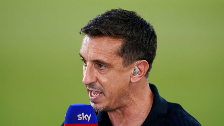 Gary Neville đòi nhà Glazer hãy buông tha "Quỷ đỏ"