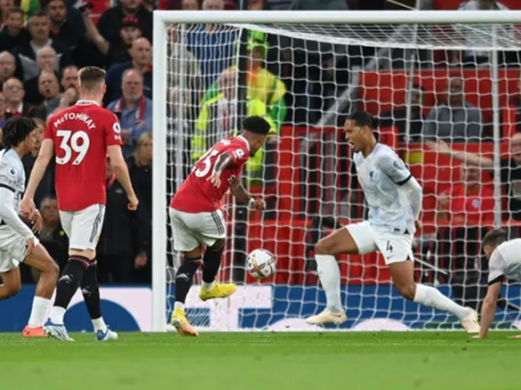 Bóng đá - Trực tiếp bóng đá MU - Liverpool: Không còn cơ hội cho "The Kop" (Hết giờ)