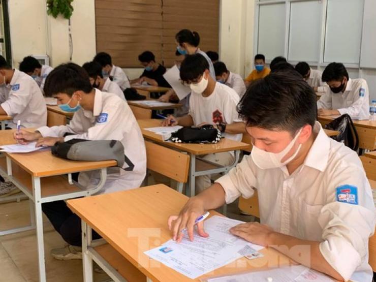 Giáo dục - du học - 75.000 thí sinh sửa nguyện vọng xét tuyển đại học, cao đẳng