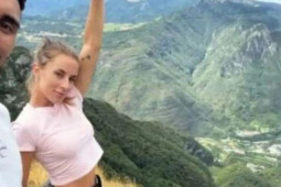 Phi thường - kỳ quặc - Cố lấy điện thoại đánh rơi, người đàn ông ngã xuống vách núi từ độ cao gần 200m