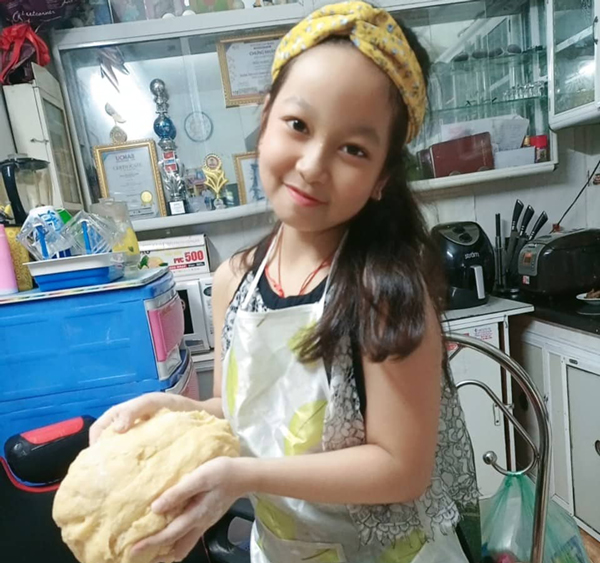 Phương Linh có đam mê làm bánh từ khi còn rất nhỏ.