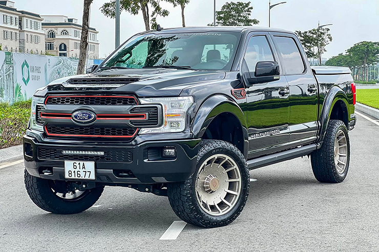 Ford F150 Harley Davidson chạy lướt rao bán gần 7 tỷ đồng - 1