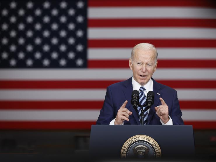 Quốc khánh Ukraine, ông Biden công bố gói viện trợ quân sự lớn nhất từ trước đến nay