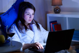 Media - 4 tác hại nghiêm trọng khi bạn thức khuya trong thời gian dài