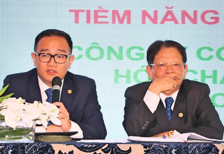 Cả ông Đào Hữu Huyền và con trai Đào Duy Anh đều đang sở hữu khối tài sản nghìn tỷ trên sàn chứng khoán