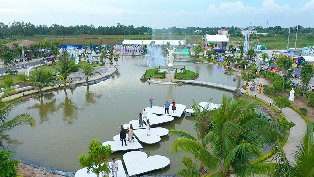 Giá BĐS trên các trục đường lớn của Vị Thanh tăng ở mức 120% so quý 4/2020. Ảnh: Duy Quang.