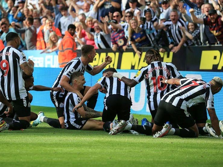 Bóng đá - Ngoại hạng Anh trải qua 3 vòng đấu: "Ngựa ô" nào đáng gờm nhất?