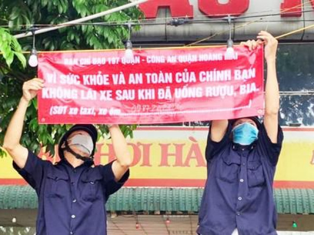 Tin tức trong ngày - Một quận ở Hà Nội lập tổ “xe ôm” miễn phí đưa người nhậu say về nhà