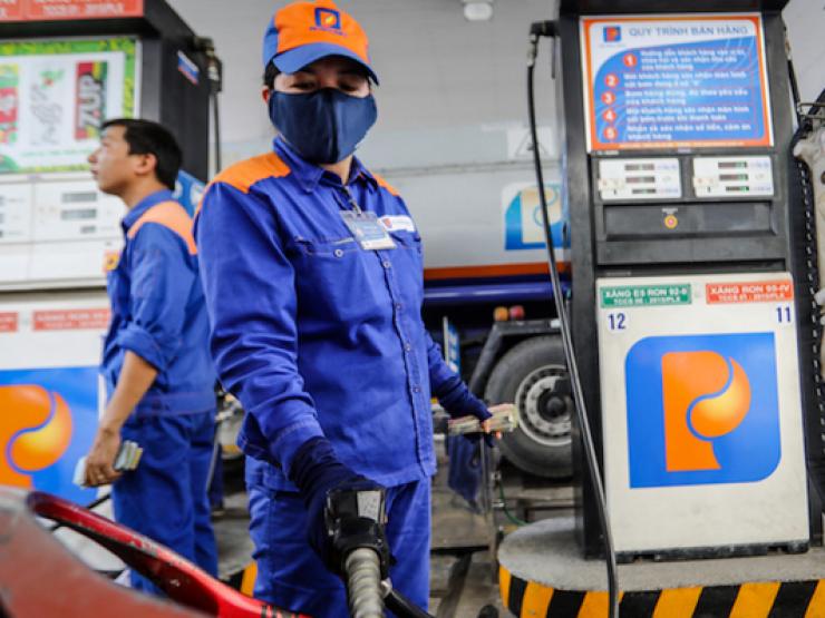 Thị trường - Tiêu dùng - Giá xăng dầu hôm nay 26/8: Duy trì đà tăng