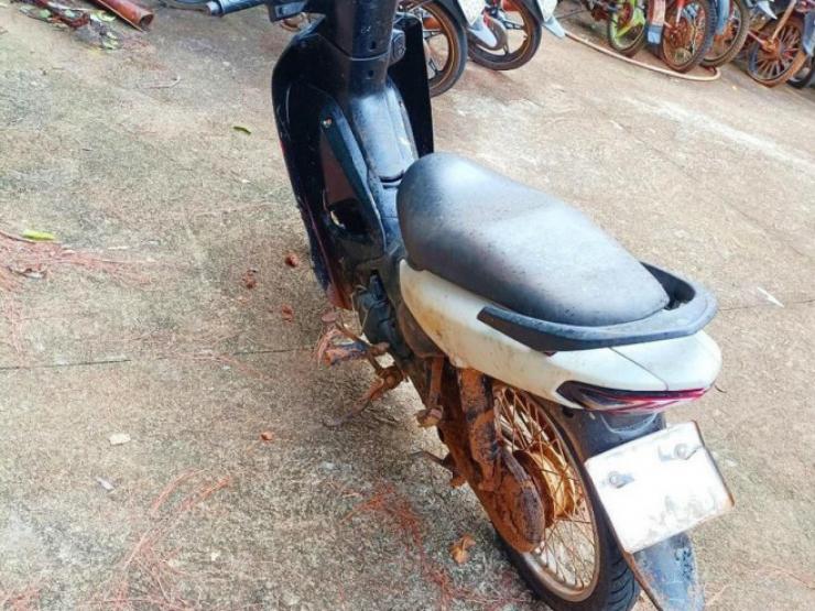 Pháp luật - Tìm thấy chiếc xe máy nghi của 2 nạn nhân tử vong trong rừng ở Gia Lai