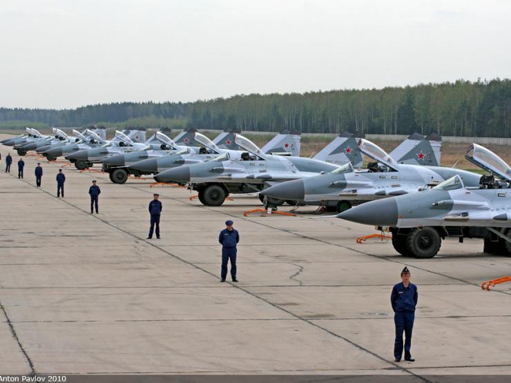 Thế giới - Kiev: Hơn 760 máy bay quân sự Nga áp sát biên giới, phong tỏa không phận Ukraine