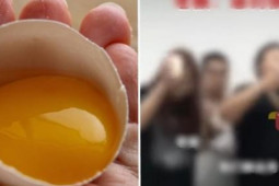 Công ty ở Trung Quốc gây phẫn nộ vì bắt sinh viên thực tập ăn trứng sống do không đạt KPI