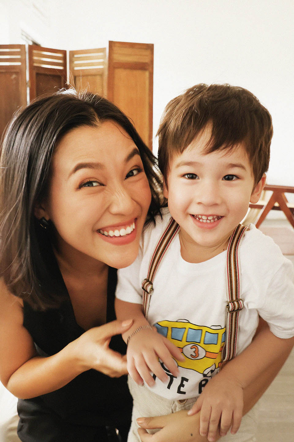 MC&nbsp;Hoàng Oanh và con trai 2 tuổi