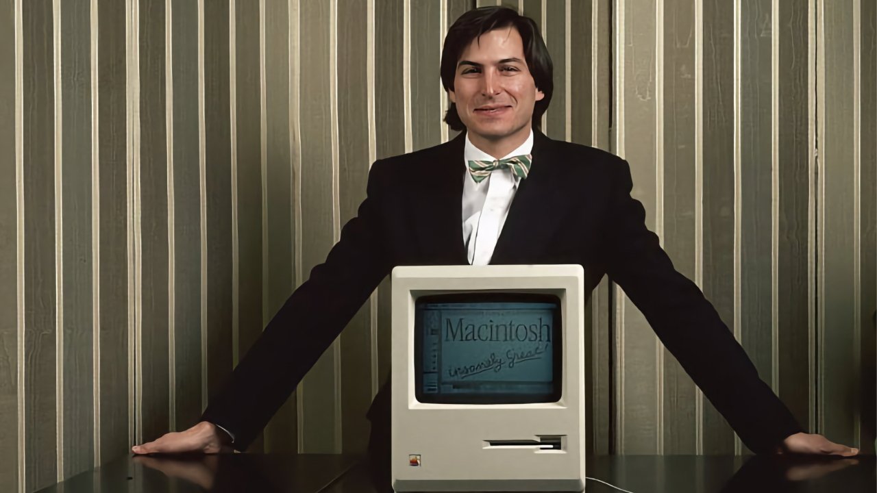 Steve Jobs và máy Mac.