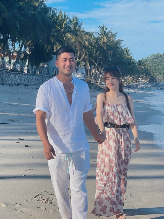 Bảo Anh và bà xã 