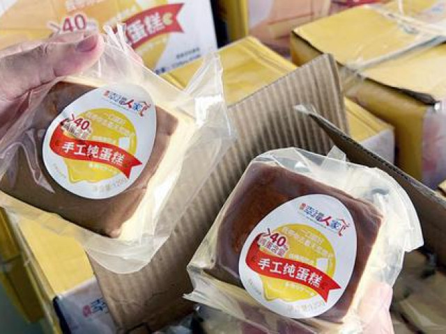 Thị trường - Tiêu dùng - Trước thềm Trung thu, gian thương Thủ đô công khai bán hơn 500 thùng bánh kẹo không rõ nguồn gốc