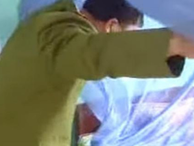 Pháp luật - Nghi ngờ vợ không chung thủy, gã đàn ông xúi con trai gây tội ác kinh hoàng