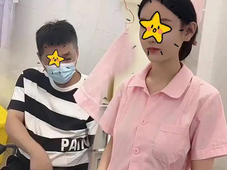 Bạn trẻ - Cuộc sống - Nữ y tá mặc quần trái đi làm bị bệnh nhân nhắc nhở HOT nhất tuần qua