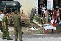 Pháp luật - Thi thể thai nhi 6 tháng tuổi được phát hiện trong túi bóng đen