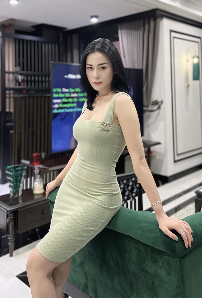 Phương Oanh từng đóng nhiều cảnh táo bạo trên màn ảnh - 1