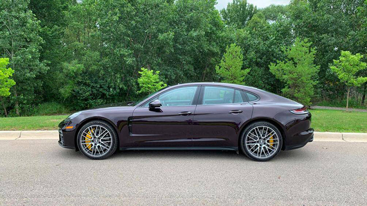 7. Porsche Panamera Turbo 2022 (vận tốc tối đa: 315 km/h)
