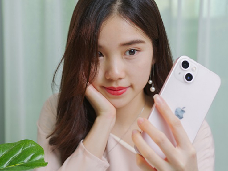 Thời trang Hi-tech - Người dùng nên mua iPhone 13 hay "lên đời" iPhone 14?