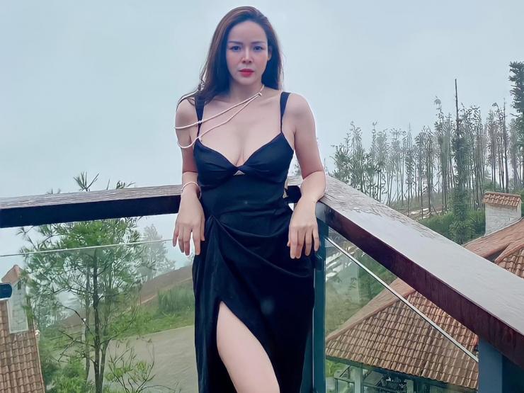 Làm đẹp - "Phú bà" cặp phi công phim "Gara hạnh phúc" U40 vẫn trẻ đẹp khiến chồng phải bất ngờ