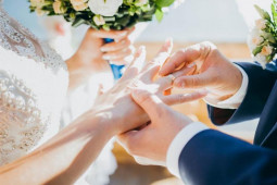 Bạn trẻ - Cuộc sống - Cô gái tức giận khi thấy anh trai không có tiền vẫn muốn tổ chức đám cưới hoành tráng