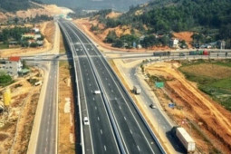 Kinh doanh - Tỉnh ở Việt Nam thu nhập đầu người cao và sở hữu cao tốc hoành tráng