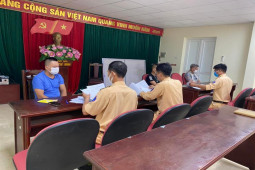 Tin tức trong ngày - Vụ 2 xe khách chèn ép nhau trên cao tốc: Khởi tố 3 đối tượng