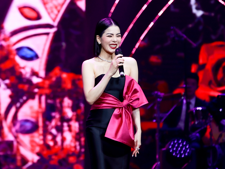 Ca nhạc - MTV - Lệ Quyên: "Tôi ít nói lời xin lỗi vì ít sai với người khác"