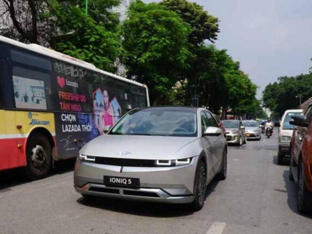 Tin tức ô tô - Những điểm khác biệt cơ bản giữa ô tô điện và xe chạy xăng