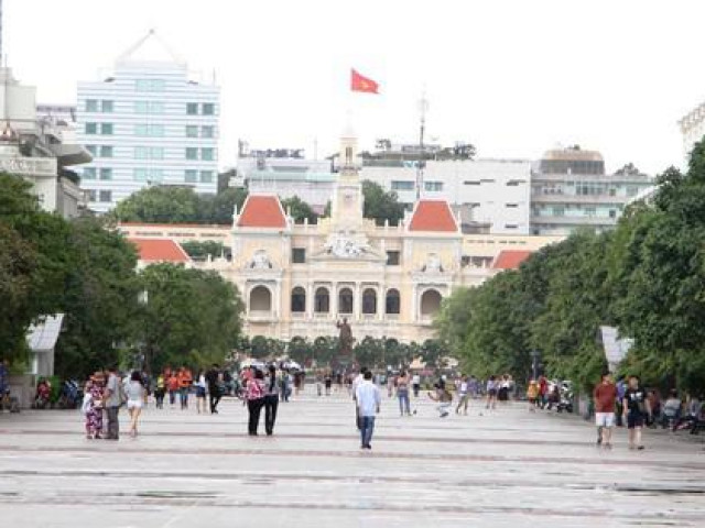 Tin tức trong ngày - TP HCM: Cấm xe nhiều giờ trên đường Nguyễn Huệ ngày lễ 2-9