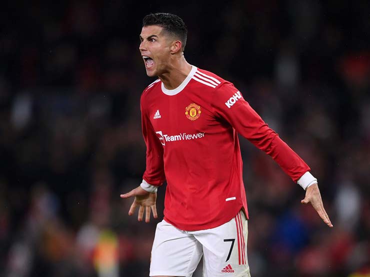 Bóng đá - Vua cờ Carlsen bóc mẽ hậu trường Real, khen Ronaldo để siêu sao không “dỗi”