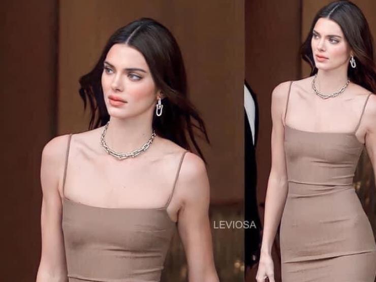 Thời trang - Đây là cô gái mặc gì xuống phố cũng "nổi bần bật" vì có khung xương hoàn hảo